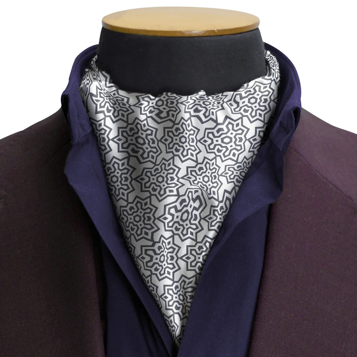 FLORAL INDIGO SILK CRAVAT